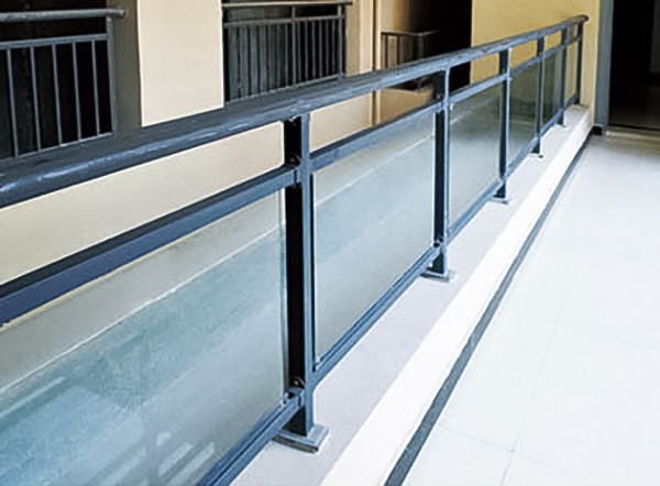 玻璃陽台護欄（lán）