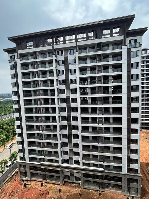 玻璃（lí）陽台欄（lán）杆